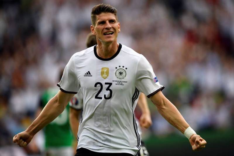 ماريو غوميز – قصة حياة مهاجم المنتخب الألماني