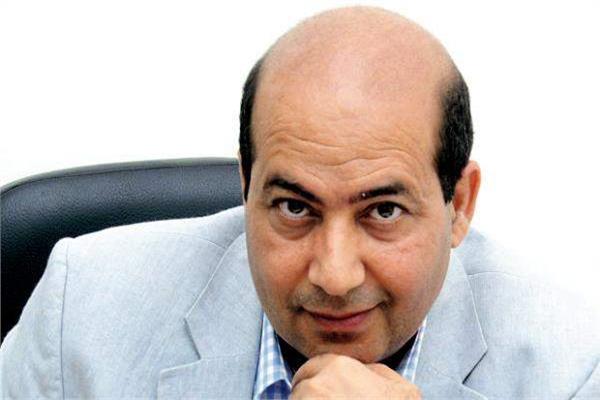 طارق الشناوي – قصة حياة الكاتب الصحفي والناقد السينمائي الذي نجا من الموت