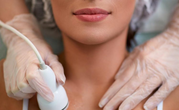 4 طرق مضمونة للتخلص من علامات التمدد في الثدي